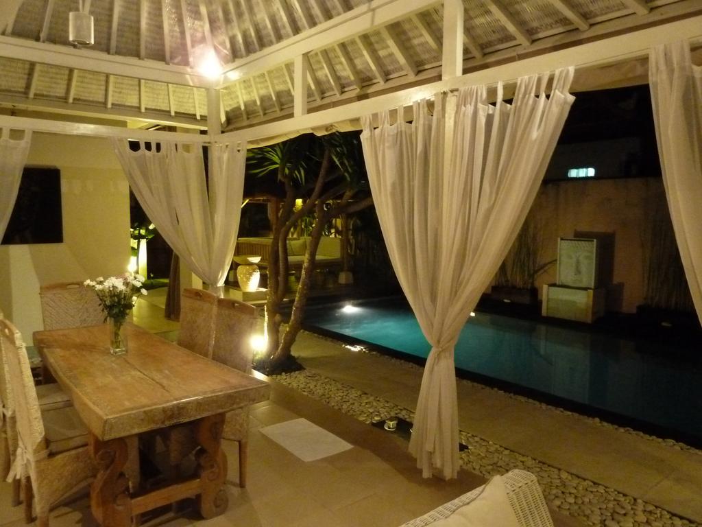 La Dolce Villa Seminyak Exteriör bild